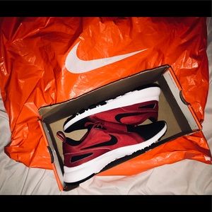 Men’s Nike Slip-Ons